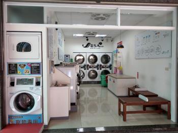 康定收租置產店面