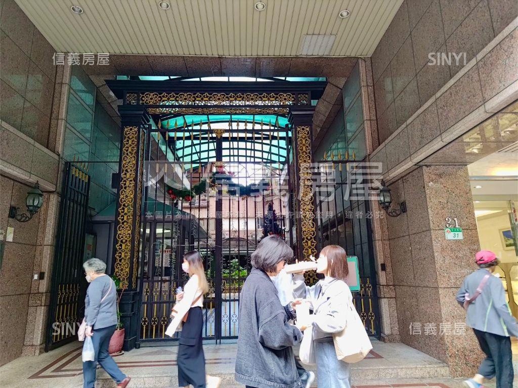 近羅斯福一段平面休旅車位房屋室內格局與周邊環境