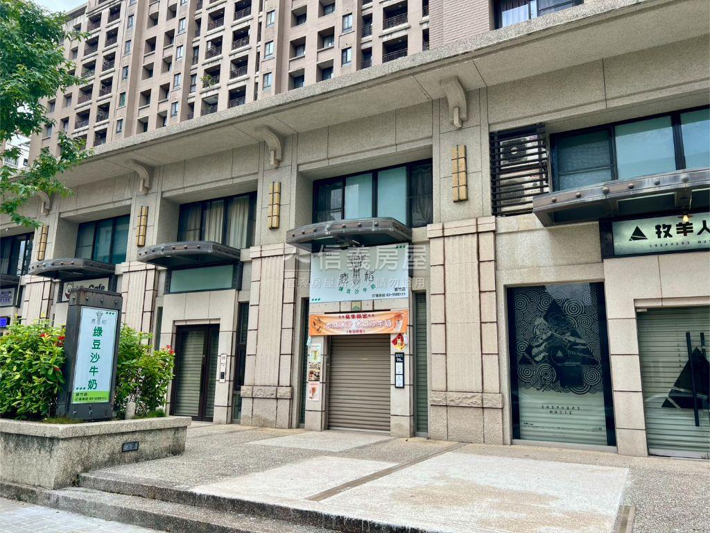 高鐵氣派穩定水琉璃店面房屋室內格局與周邊環境