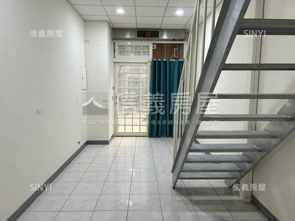 興大京國店面Ａ房屋室內格局與周邊環境