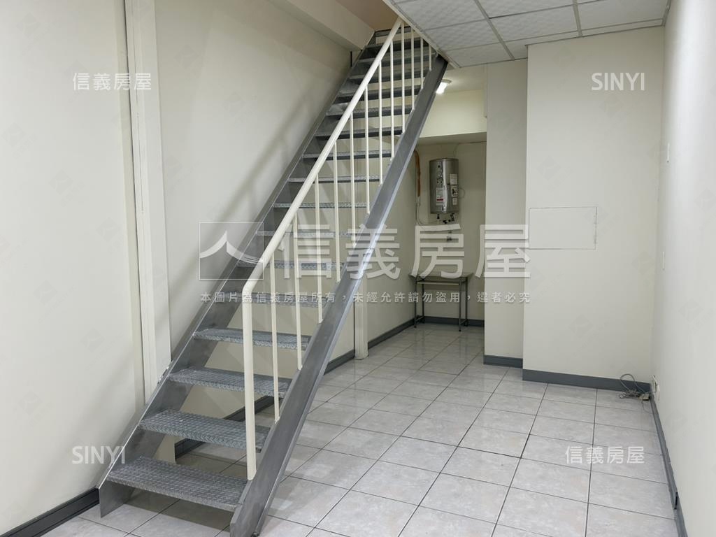 興大京國店面Ａ房屋室內格局與周邊環境