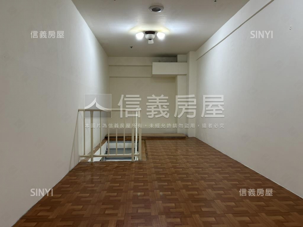 興大京國店面Ａ房屋室內格局與周邊環境