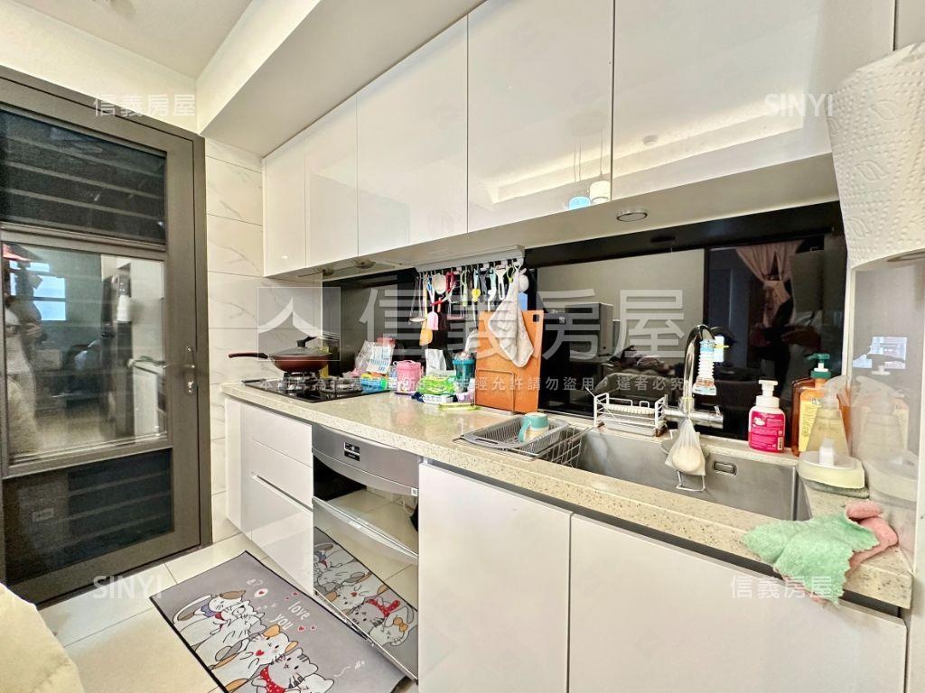 品味生活勝美樹廈兩房平車房屋室內格局與周邊環境