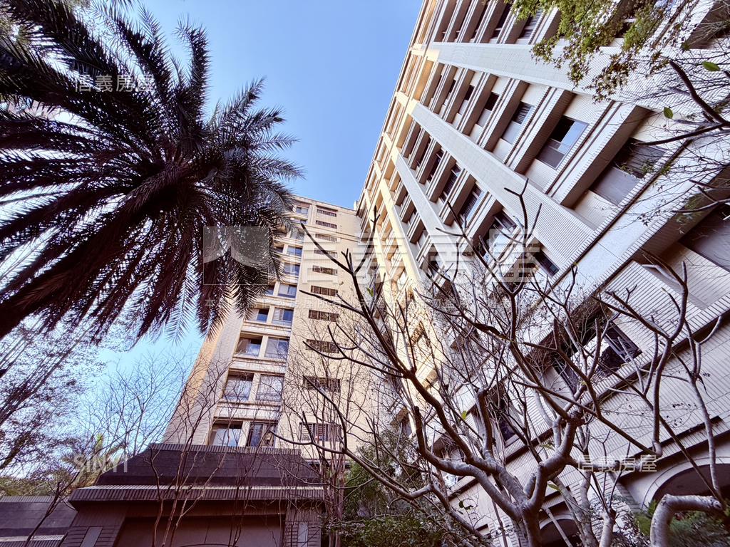 國美★學區★好房型雙車位房屋室內格局與周邊環境