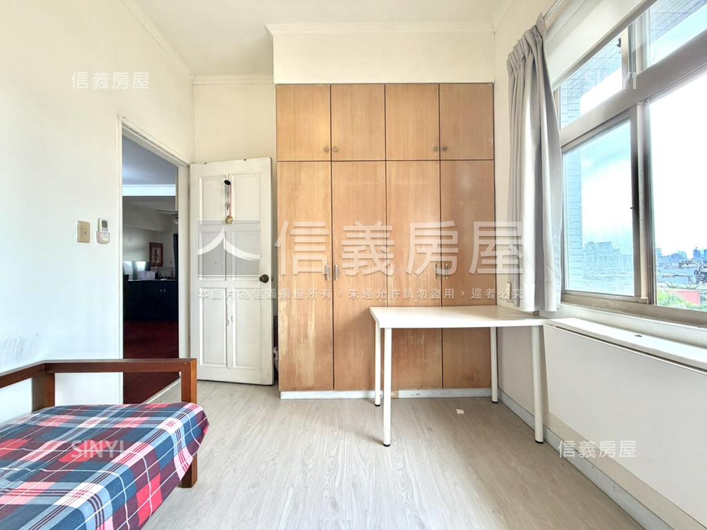 【新接】巴黎世家看１０１房屋室內格局與周邊環境