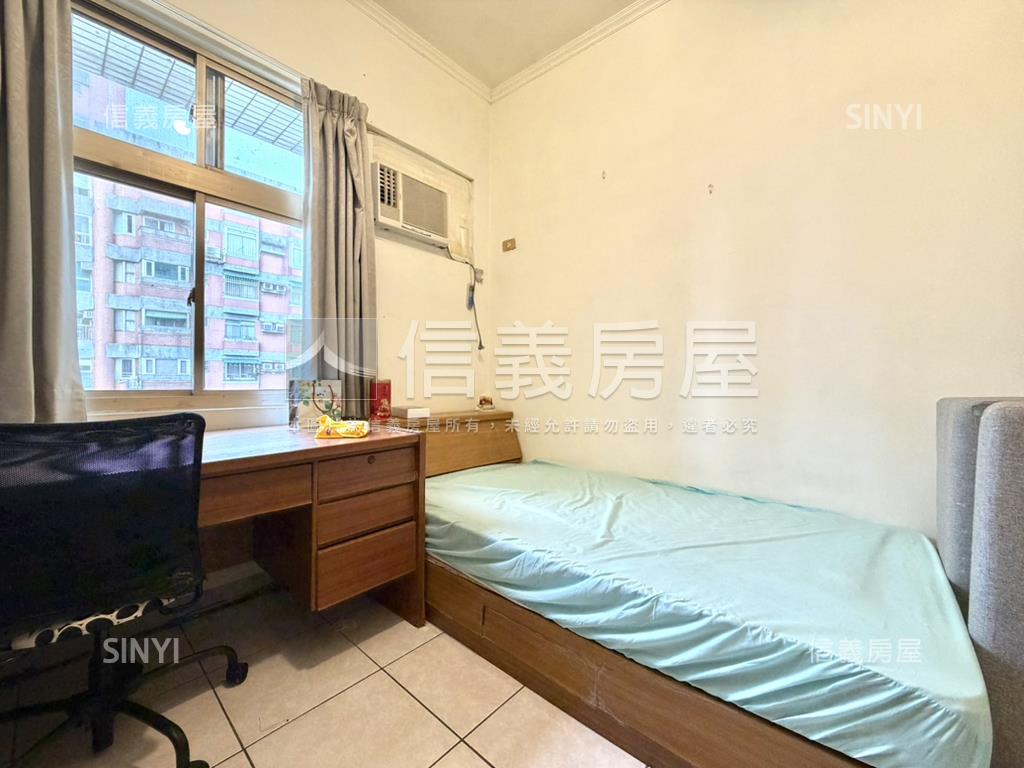 【新接】巴黎世家看１０１房屋室內格局與周邊環境