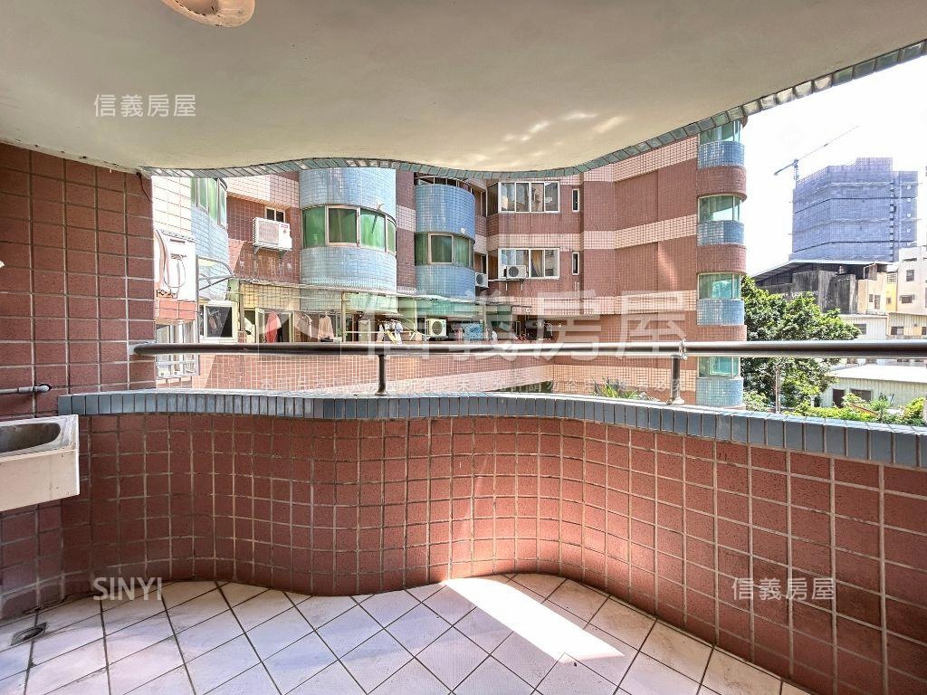 近美術館柳川大三房房屋室內格局與周邊環境