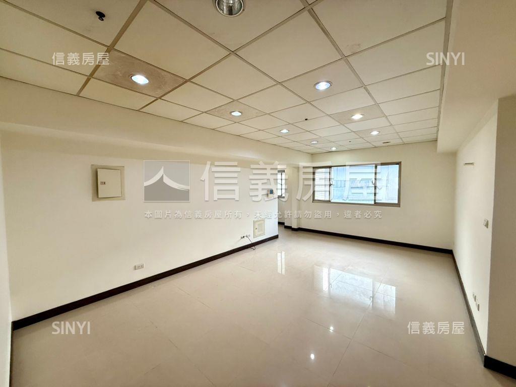 歡天喜地亮晶晶大三房車位房屋室內格局與周邊環境