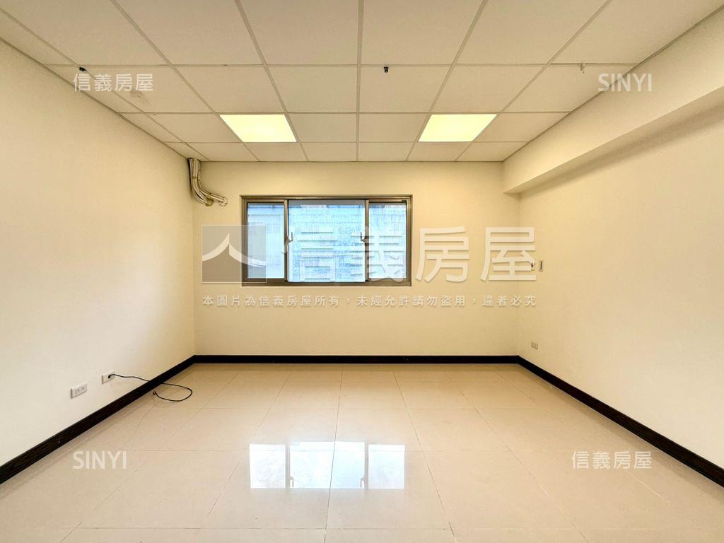 歡天喜地亮晶晶大三房車位房屋室內格局與周邊環境