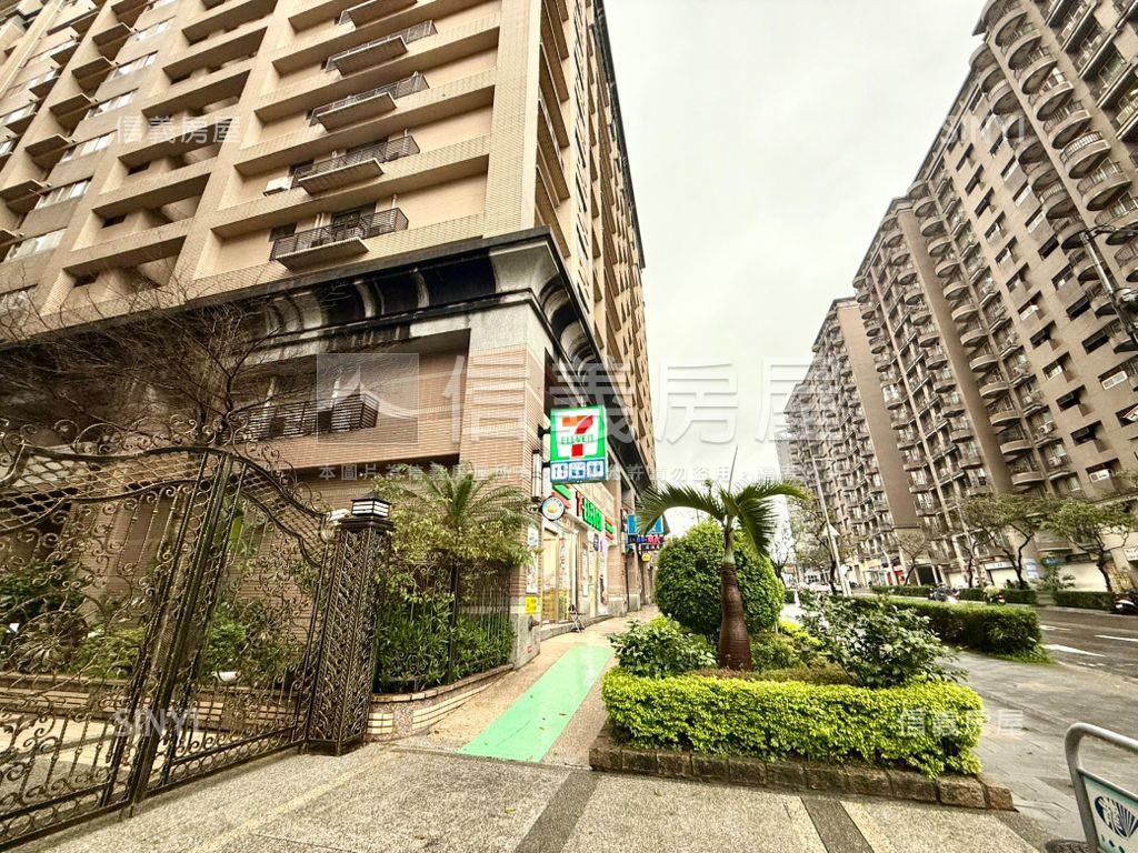 歡天喜地亮晶晶大三房車位房屋室內格局與周邊環境