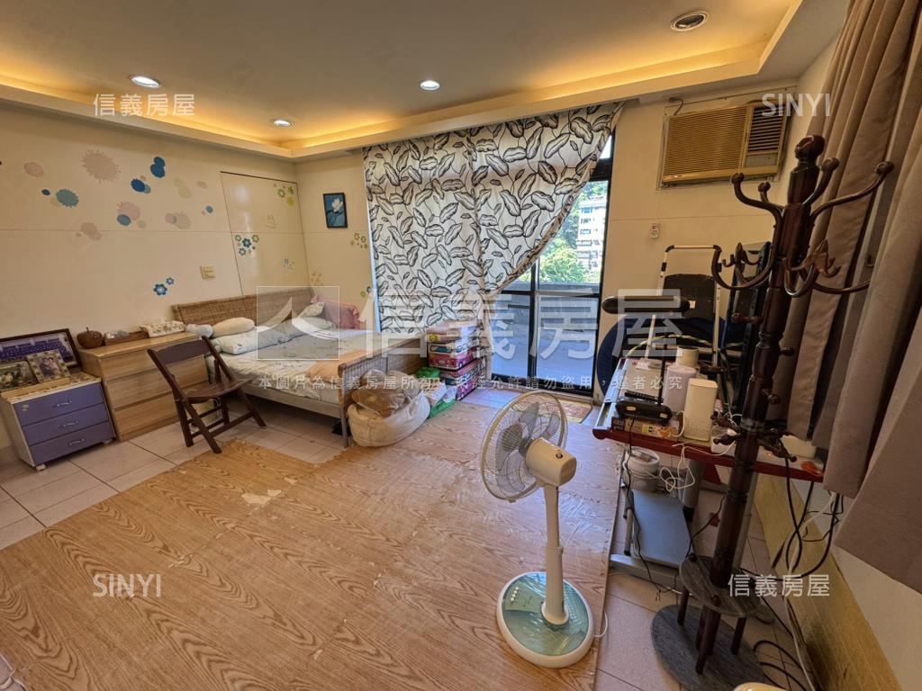 新店精選三房美寓房屋室內格局與周邊環境