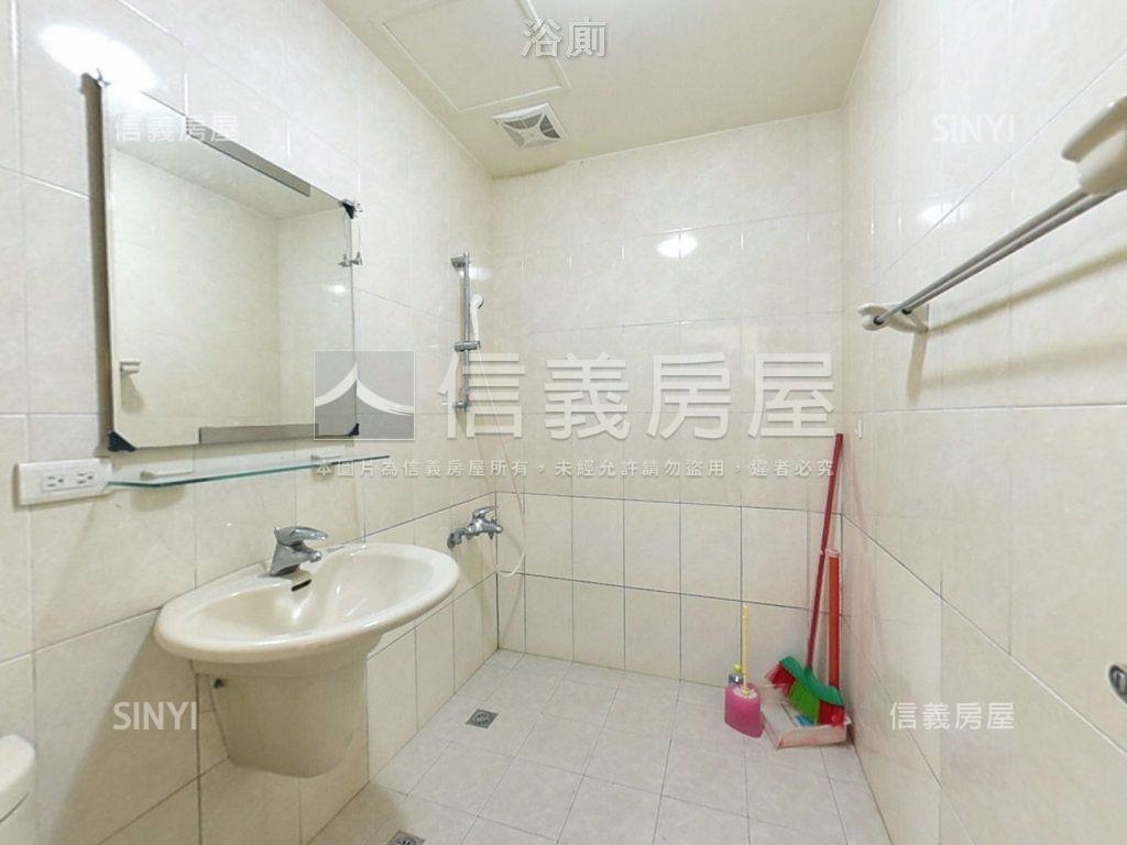 站前富境稀有一樓美屋房屋室內格局與周邊環境