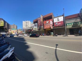 ㊣龍安街透天店面