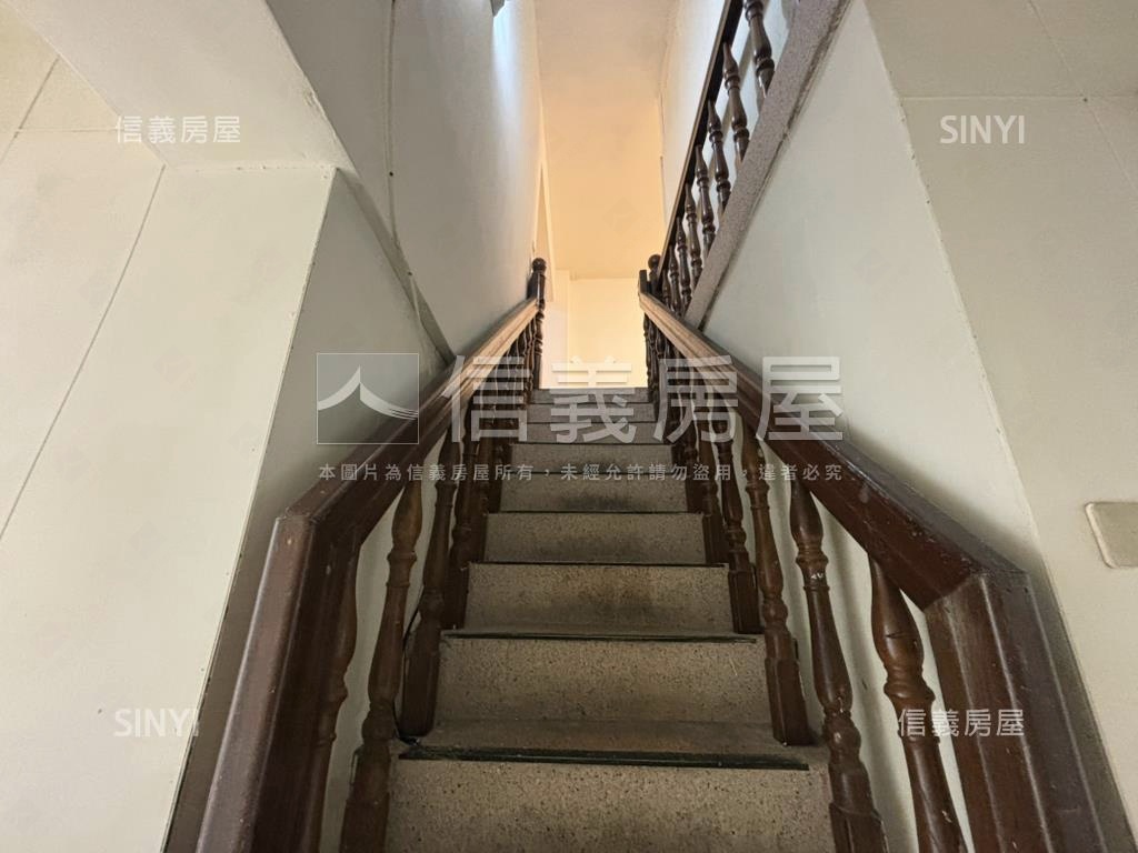 松山路５４０巷一樓房屋室內格局與周邊環境