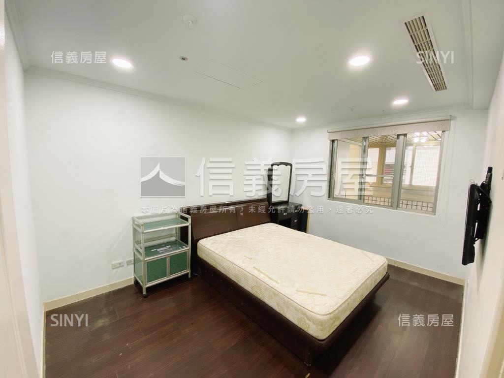 正隆廣場美妝四房車位房屋室內格局與周邊環境