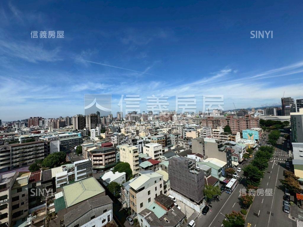 南區寶璽次頂樓四房大平車房屋室內格局與周邊環境