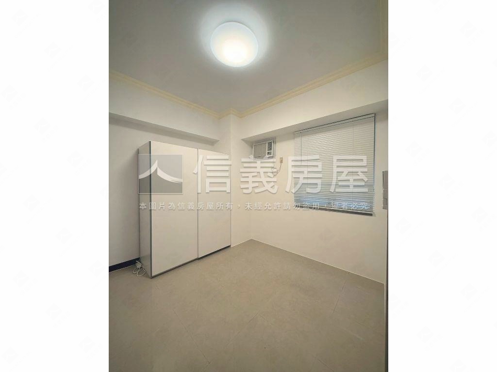 Ａ８享家稀有釋出美三房房屋室內格局與周邊環境