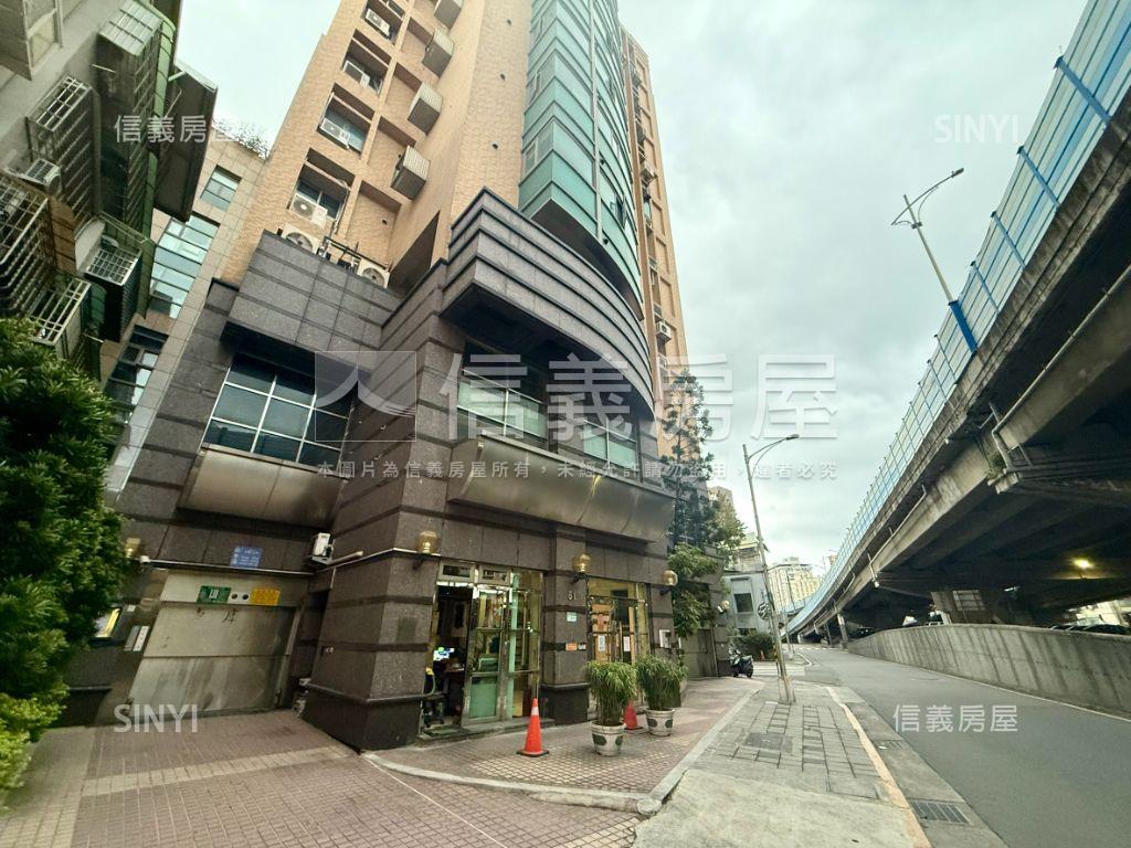 捷運松江南京公園旁ＶＩＰ房屋室內格局與周邊環境