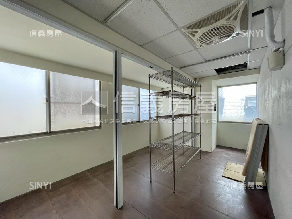 台南中山路百坪商辦房屋室內格局與周邊環境