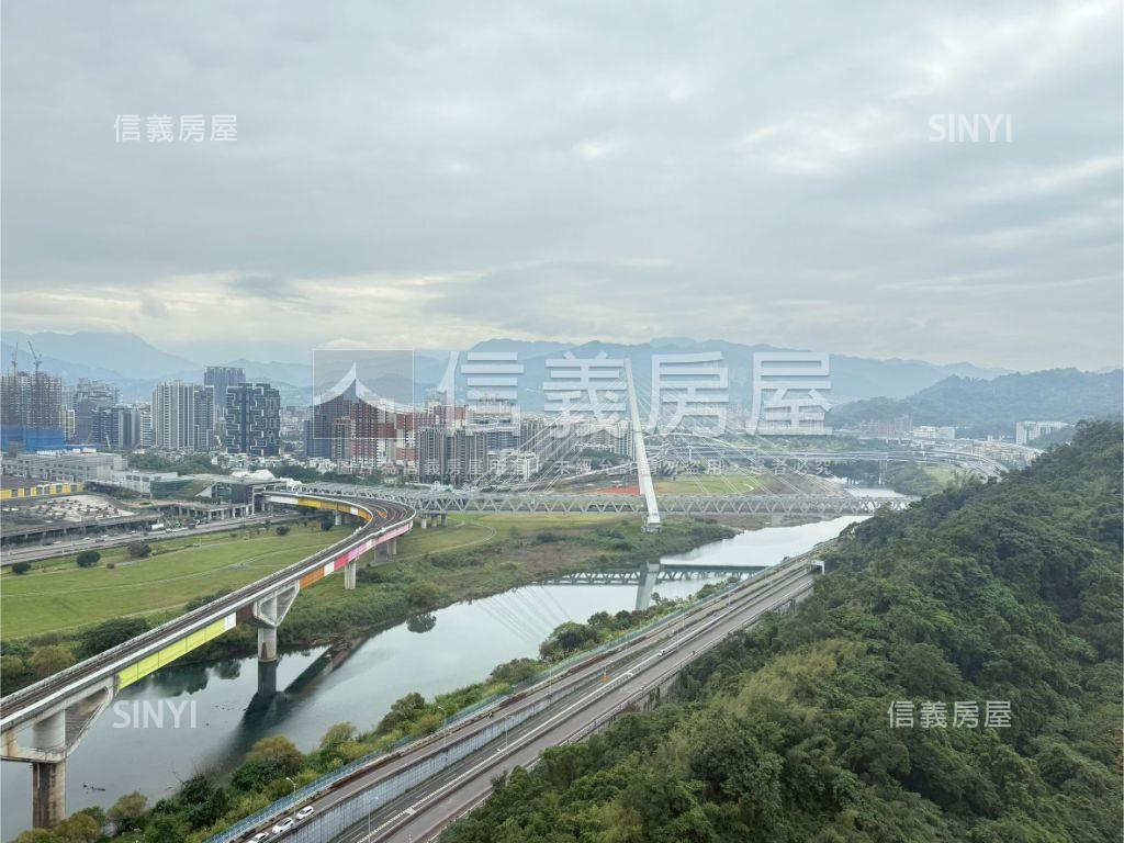 力霸山河景觀３房房屋室內格局與周邊環境