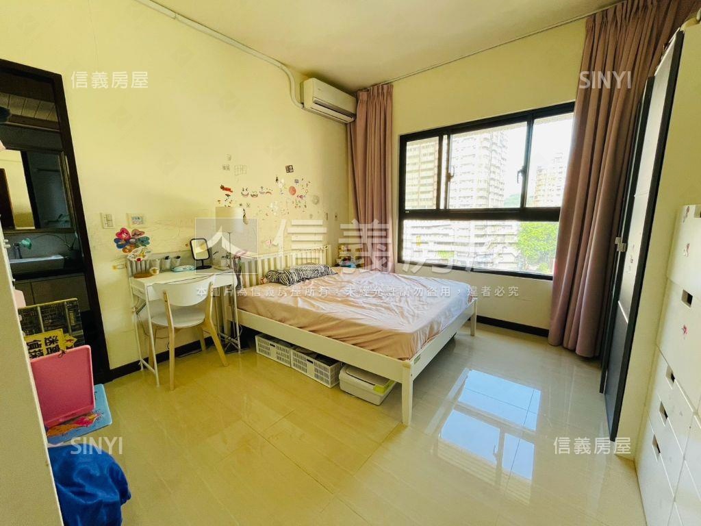 稀有遠見富麗邊間三房平車房屋室內格局與周邊環境