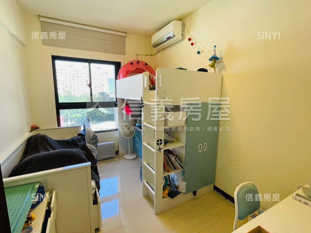 稀有遠見富麗邊間三房平車房屋室內格局與周邊環境