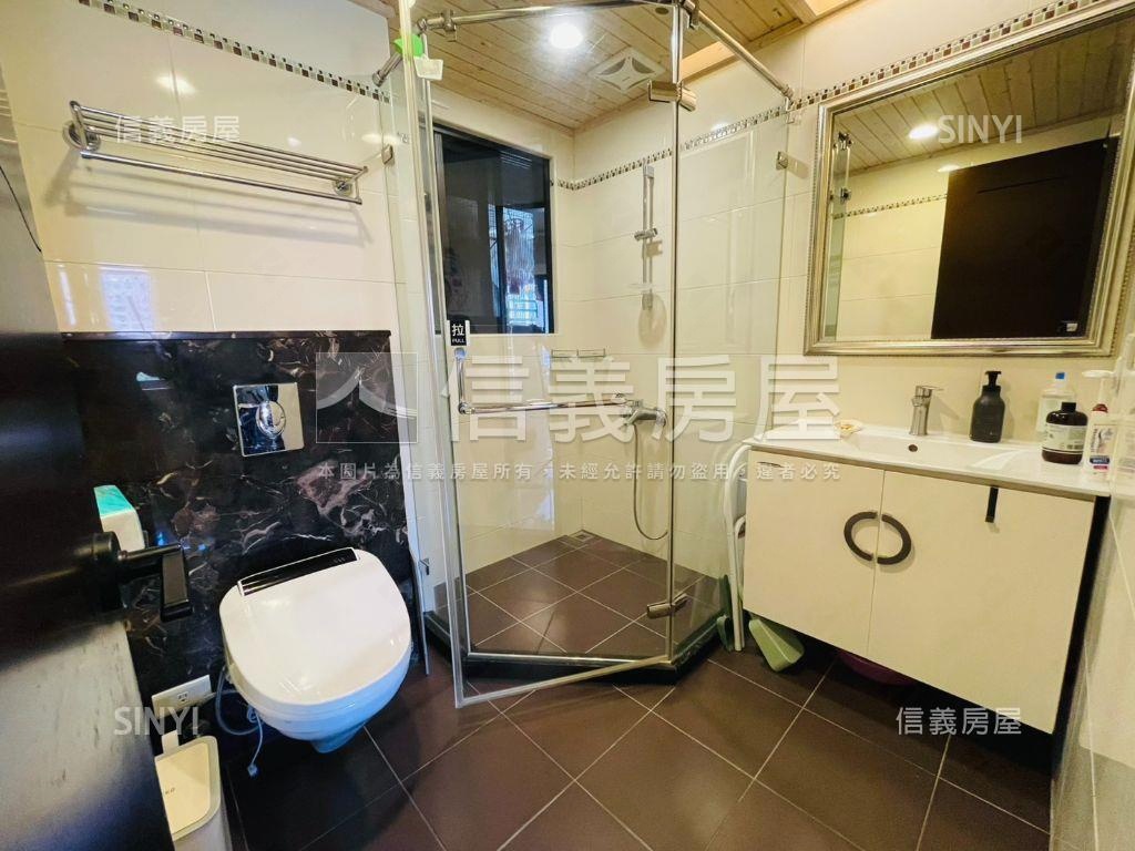 稀有遠見富麗邊間三房平車房屋室內格局與周邊環境