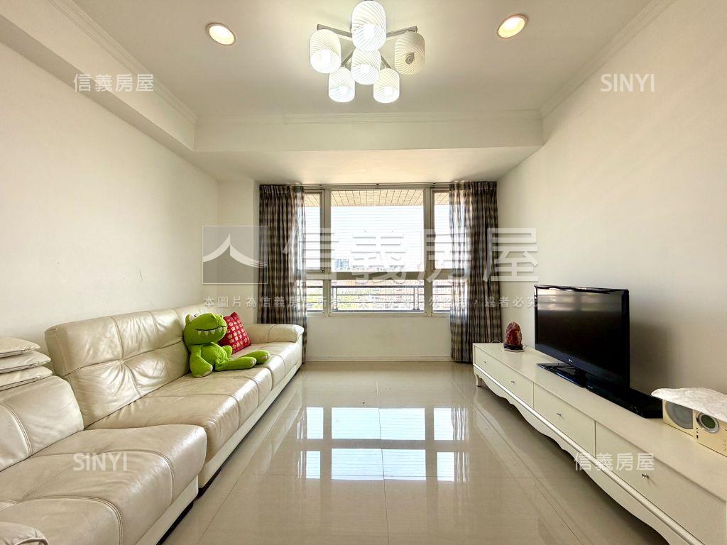 新月灣２＋１房視野雙車位房屋室內格局與周邊環境