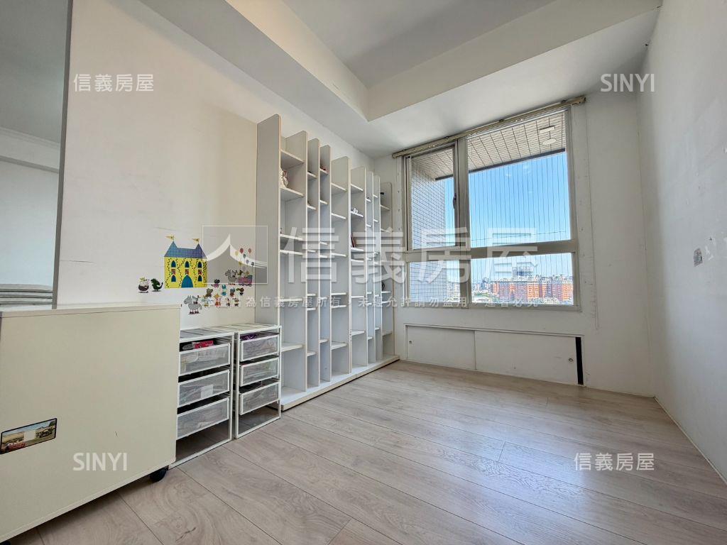 新月灣２＋１房視野雙車位房屋室內格局與周邊環境