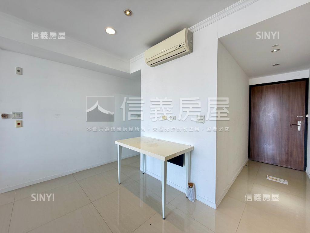 新月灣２＋１房視野雙車位房屋室內格局與周邊環境