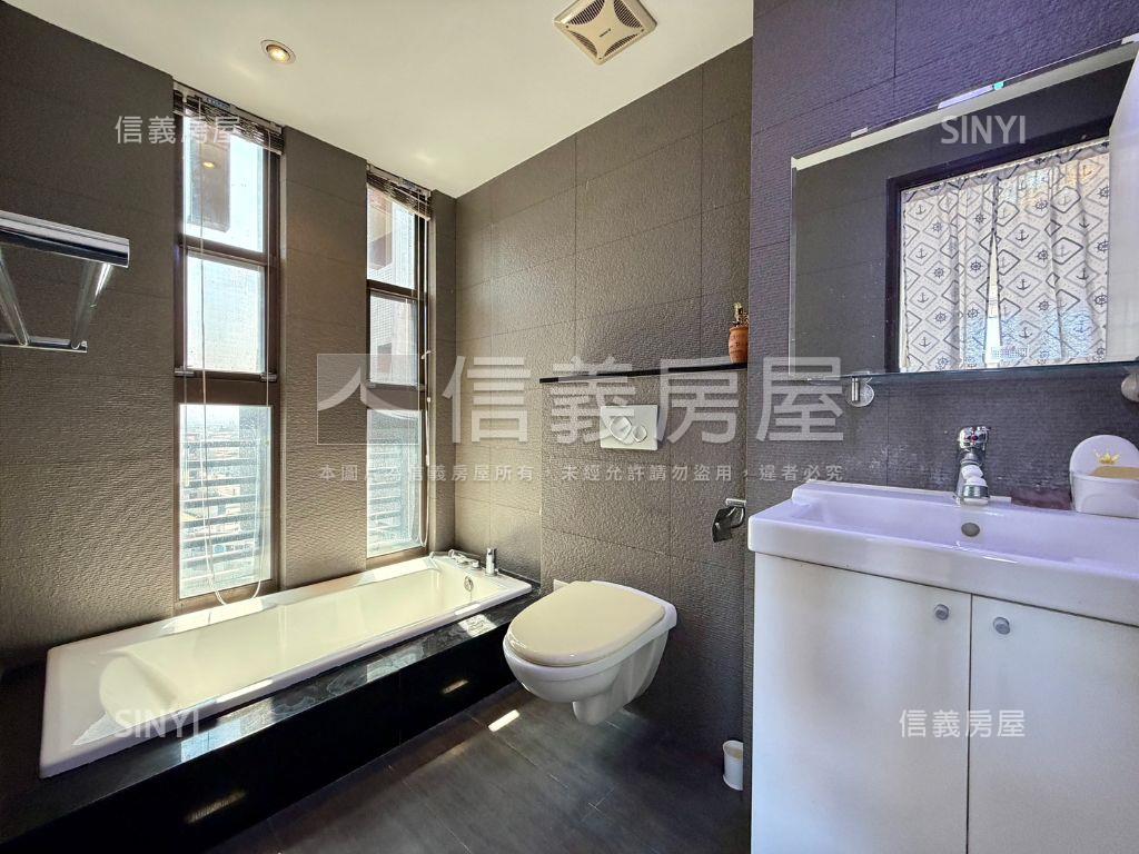 新月灣２＋１房視野雙車位房屋室內格局與周邊環境