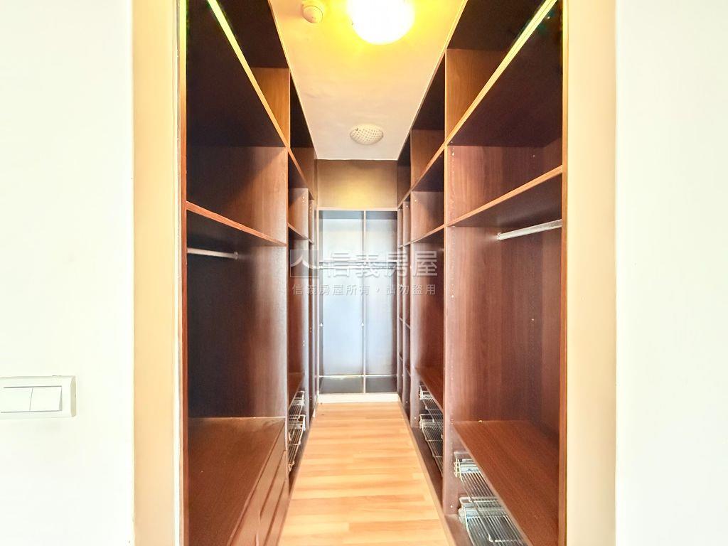 稀有大東家麗堡三房平車房屋室內格局與周邊環境
