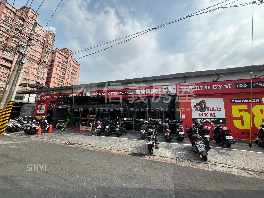 楠梓友樂市邊間三房平車房屋室內格局與周邊環境