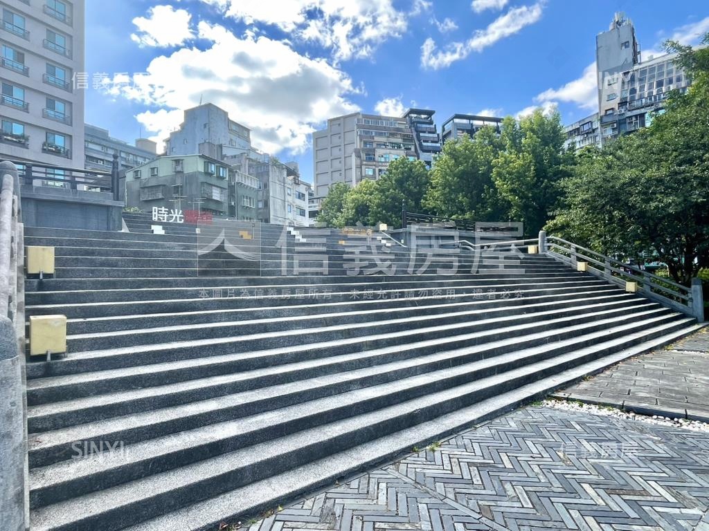 【貴暘御景】兩房高樓御邸房屋室內格局與周邊環境