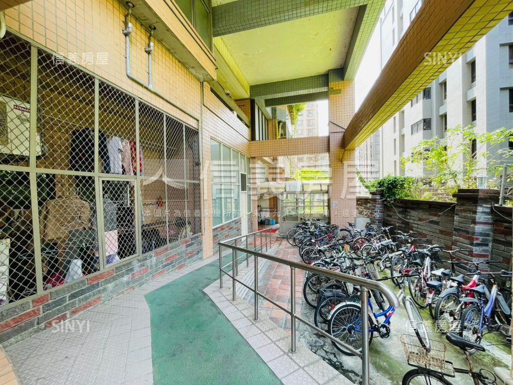急售公園旁長城３房視野戶房屋室內格局與周邊環境