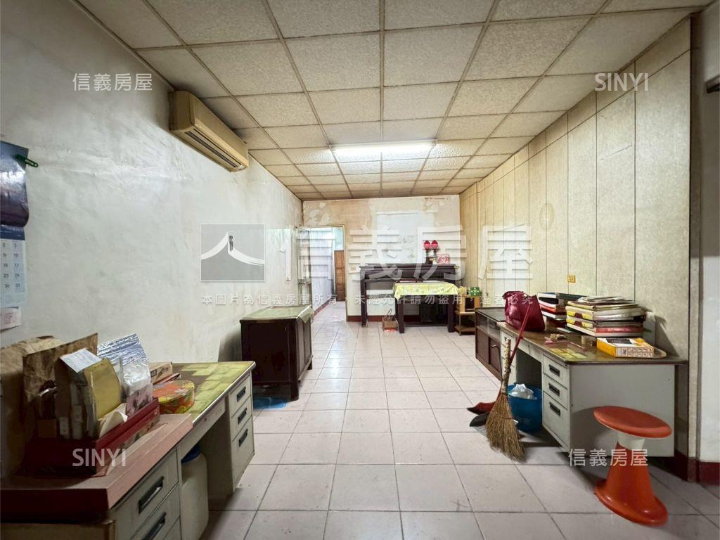 彰化中華正路大地坪店面房屋室內格局與周邊環境