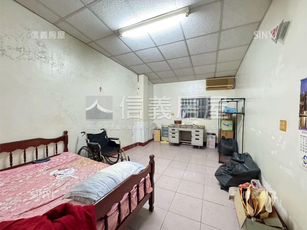 彰化中華正路大地坪店面房屋室內格局與周邊環境