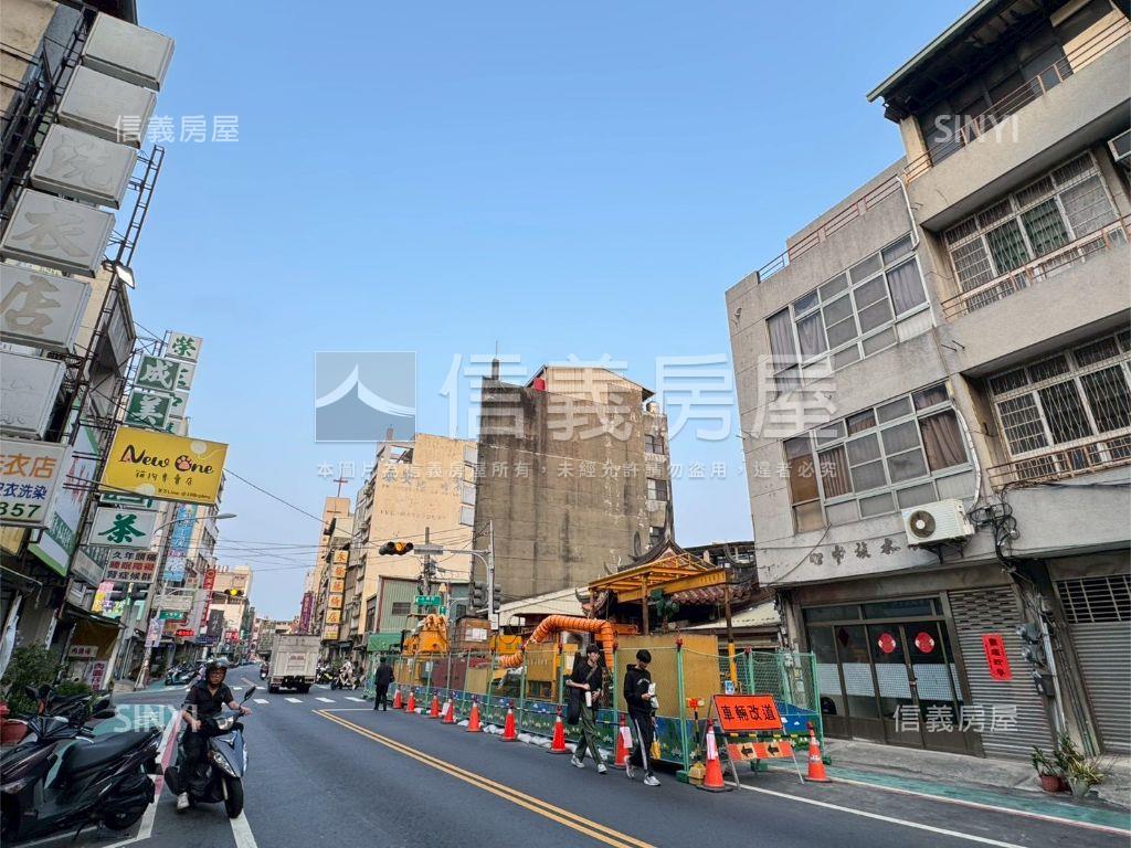 彰化中華正路大地坪店面房屋室內格局與周邊環境