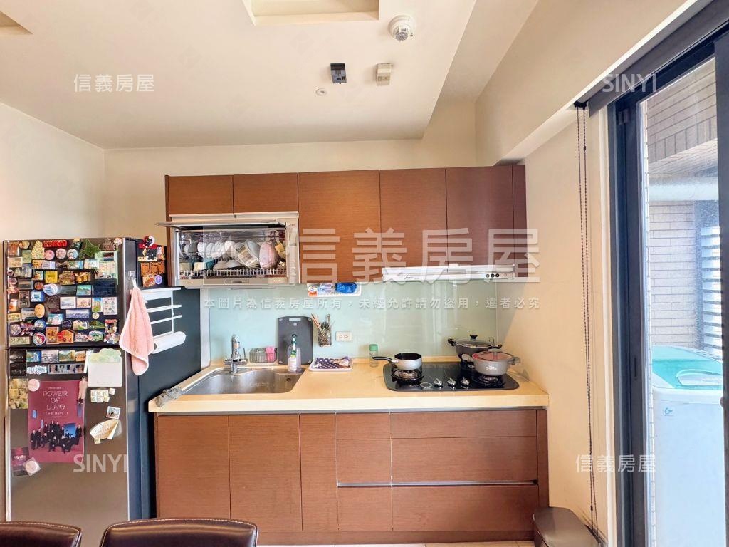 店長推薦中港首璽視野戶房屋室內格局與周邊環境