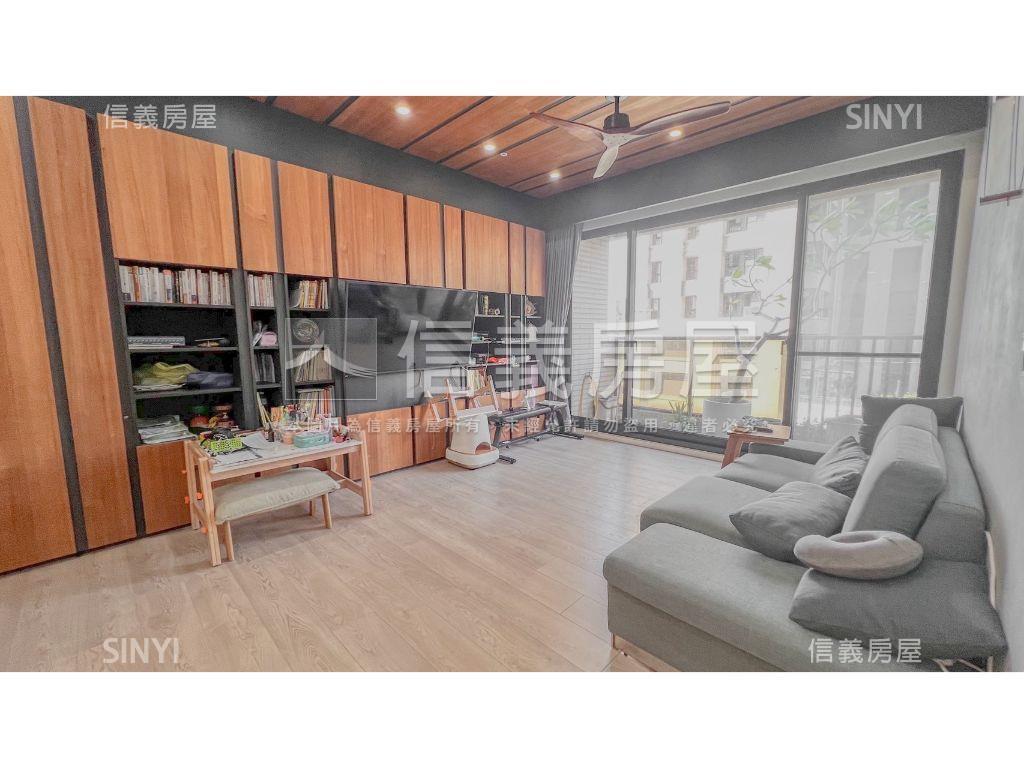 美術館裝潢美三房平移車位房屋室內格局與周邊環境