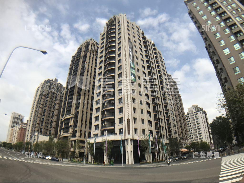 美術館裝潢美三房平移車位房屋室內格局與周邊環境