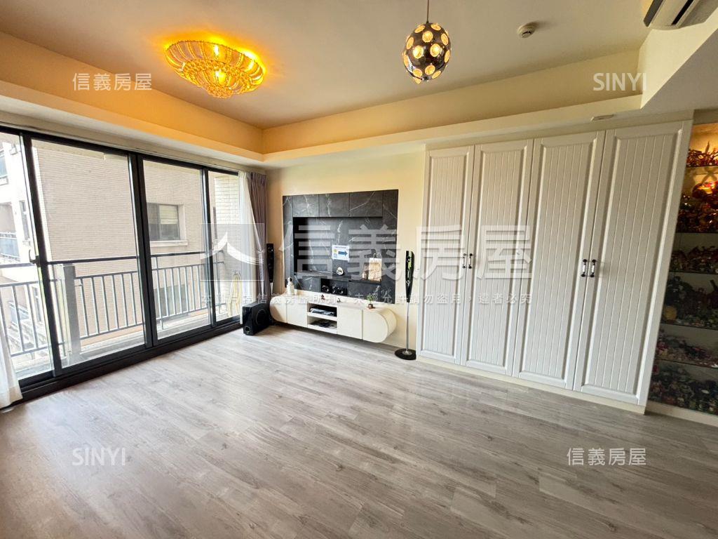 值得來看兩房休旅車位房屋室內格局與周邊環境