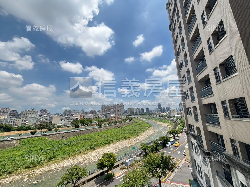 值得來看兩房休旅車位房屋室內格局與周邊環境