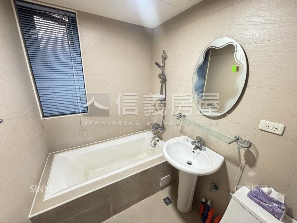 值得來看兩房休旅車位房屋室內格局與周邊環境