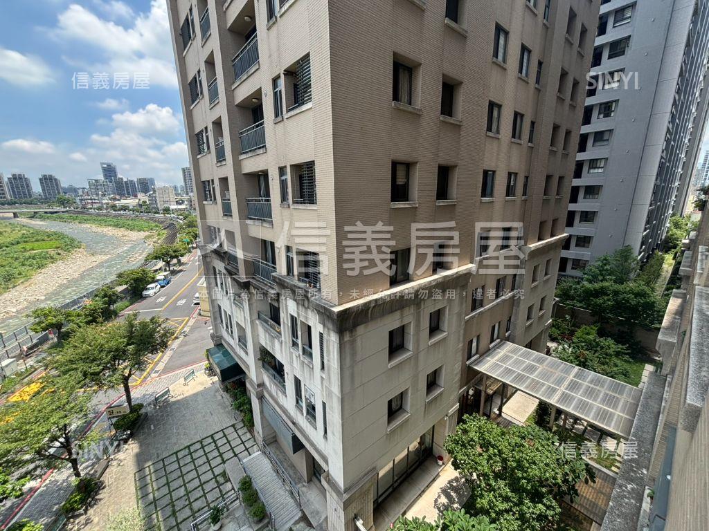 值得來看兩房休旅車位房屋室內格局與周邊環境