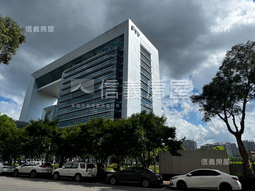 凡爾賽稀有三房房屋室內格局與周邊環境