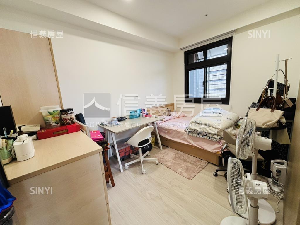 富利百代高規精美景觀３房房屋室內格局與周邊環境