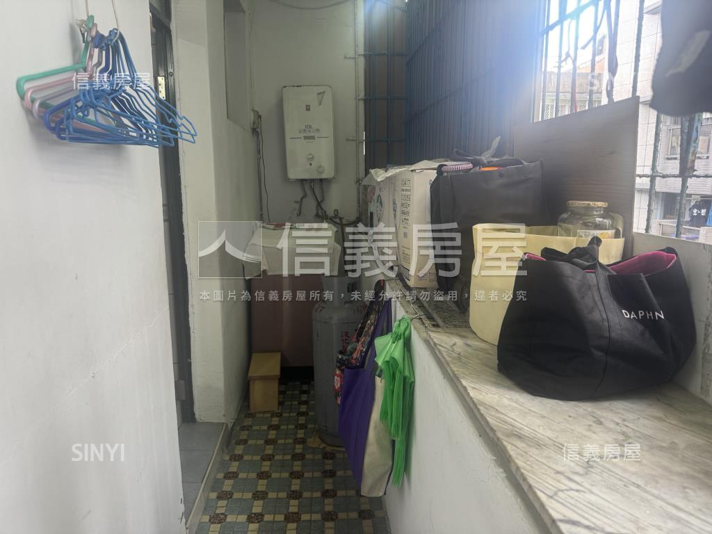 中興路方正公寓房屋室內格局與周邊環境