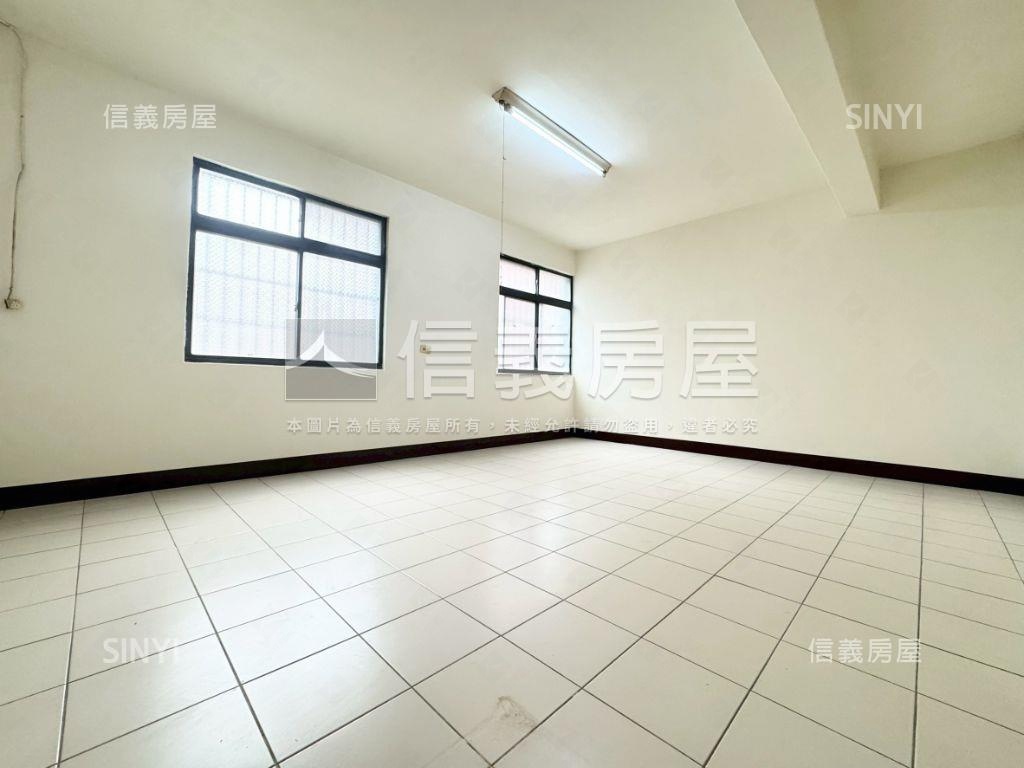 低總價明亮四房美寓房屋室內格局與周邊環境