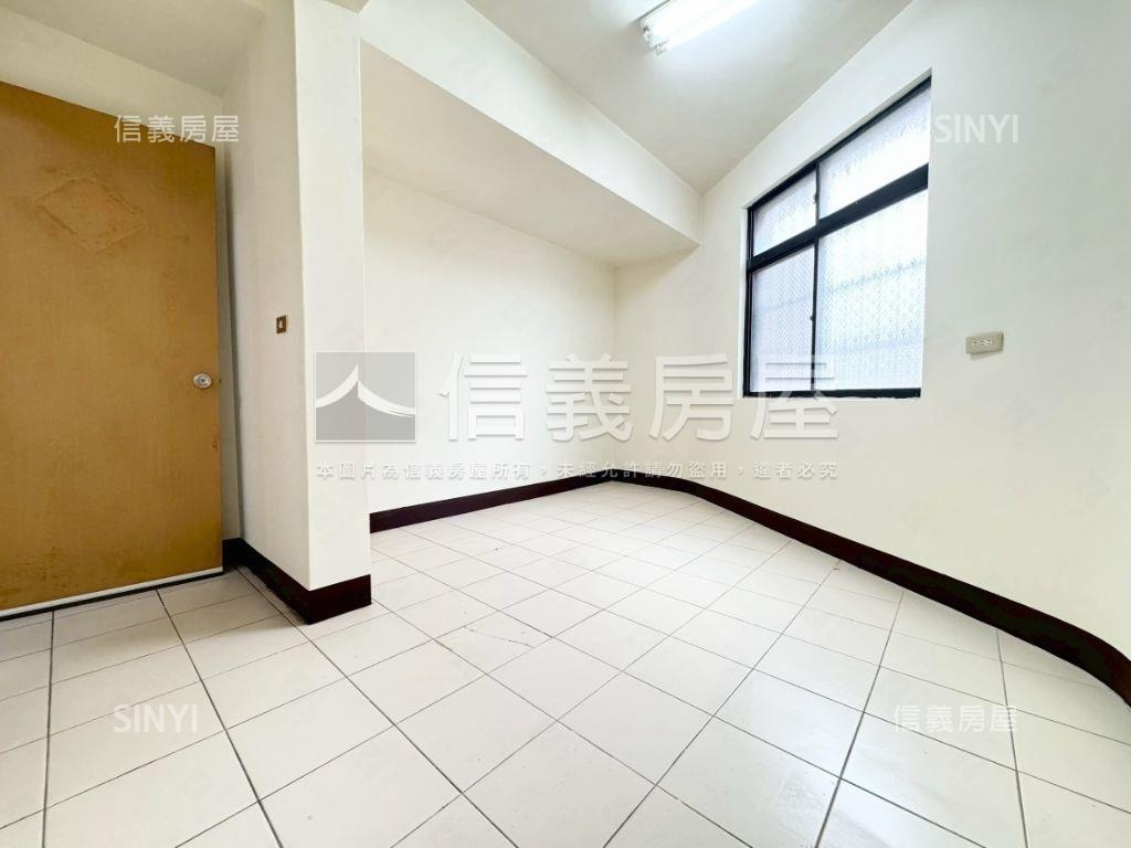 低總價明亮四房美寓房屋室內格局與周邊環境